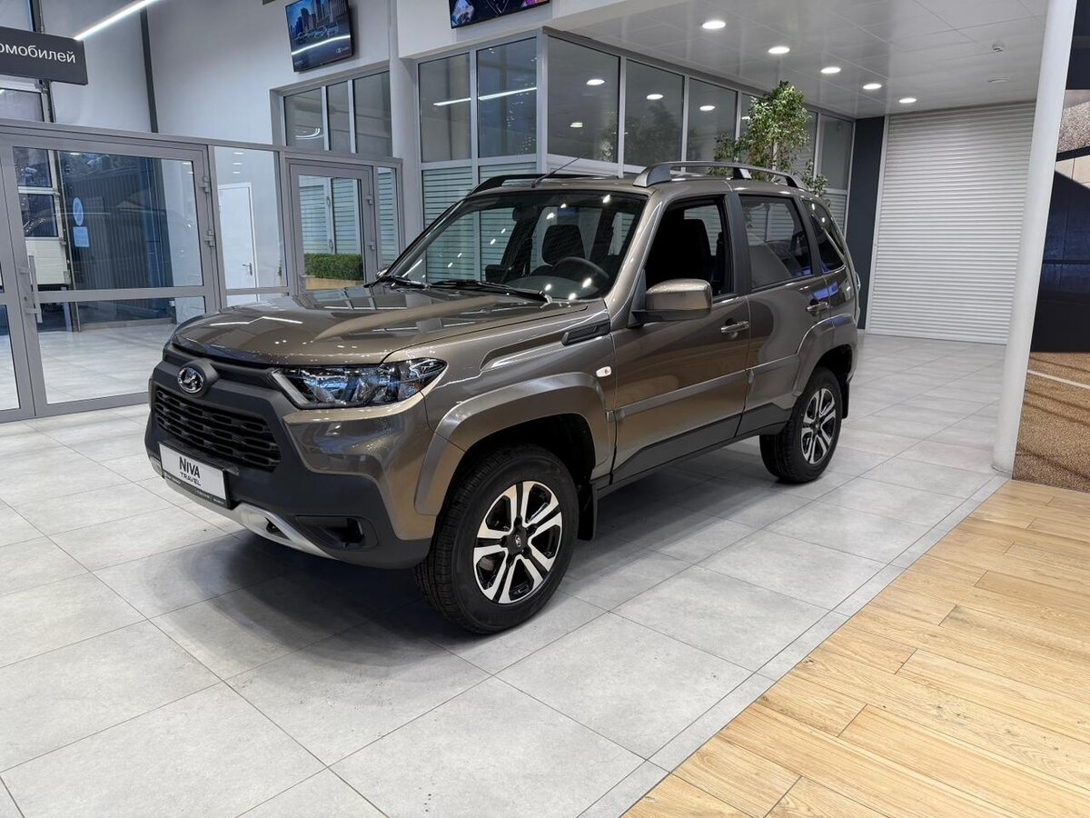 Открыть фотографии: Lada (ВАЗ) Niva Travel I