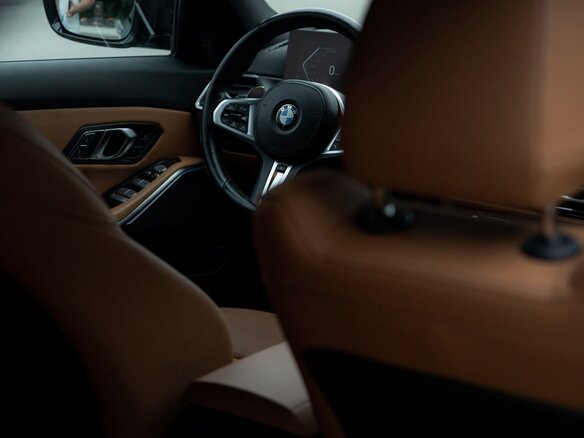 2023 BMW 3 серии 320i VII (G2x) Рестайлинг, серый, 5300000 рублей - вид 12