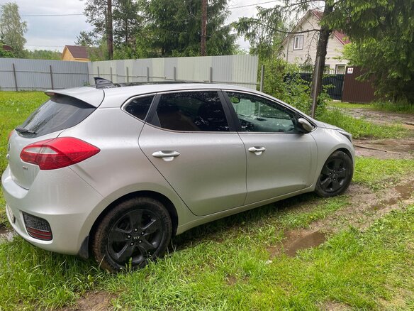 2018 Kia Ceed II Рестайлинг, серебристый, 1550000 рублей - вид 4