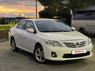 2011 Toyota Corolla X (E140, E150) Рестайлинг, белый, 1050000 рублей, вид 2