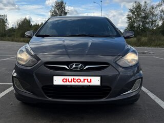 2012 Hyundai Solaris I, серый, 819000 рублей, вид 3