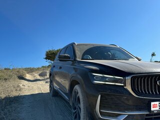 2024 Geely Monjaro I, чёрный, 3650000 рублей, вид 4