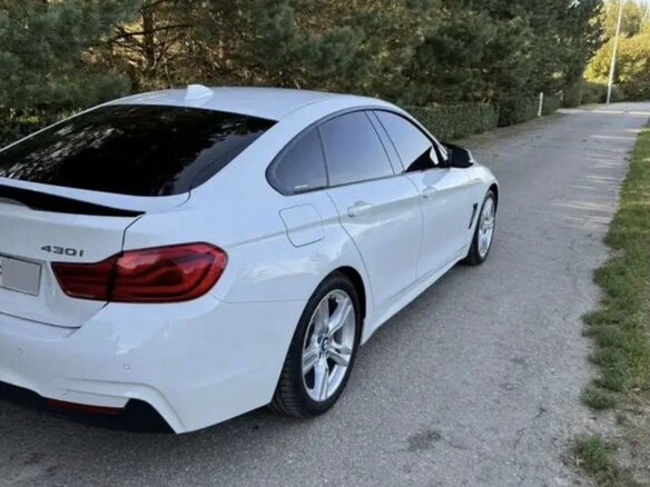 2017 BMW 4 серии Gran Coupe 430i xDrive F32/F33/F36 Рестайлинг, белый, 2800000 рублей - вид 6