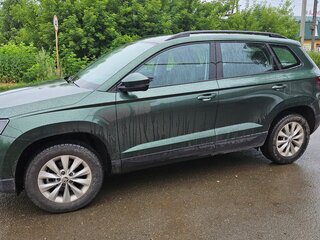 2022 Skoda Karoq I, зелёный, 3000000 рублей, вид 3