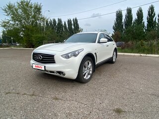 2016 Infiniti QX70, белый, 2750000 рублей, вид 1