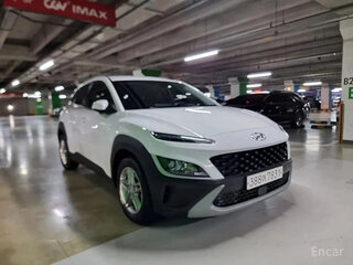 2022 Hyundai Kona I Рестайлинг, белый, 1688000 рублей, вид 2