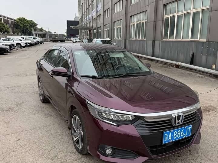 Открыть фотографии: Honda Crider II Рестайлинг