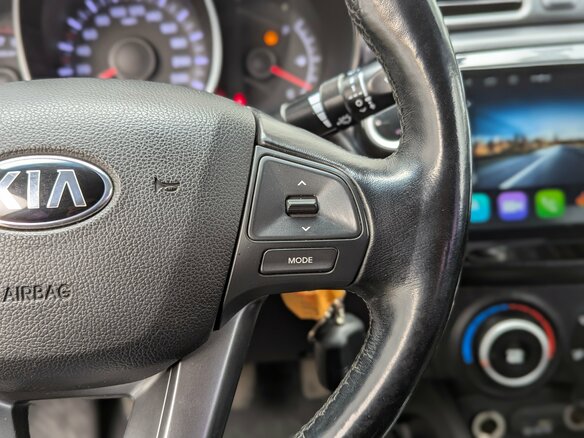 2014 Kia Rio 5-speed III, белый, 699000 рублей - вид 19