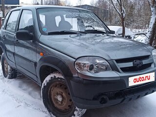 2011 Chevrolet Niva I Рестайлинг, серый, 345000 рублей, вид 1