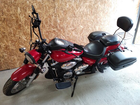 2009 Yamaha XVS950, красный, 509429 рублей
