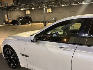 2011 BMW 7 серии Long 730Ld V (F01/F02/F04), белый, 1780000 рублей, вид 5