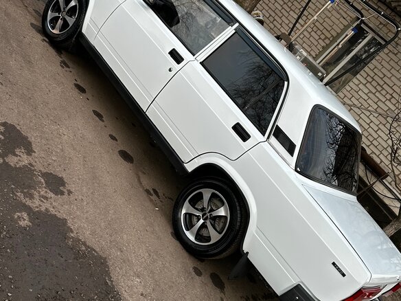 1994 Lada (ВАЗ) 2107, белый, 170000 рублей - вид 2