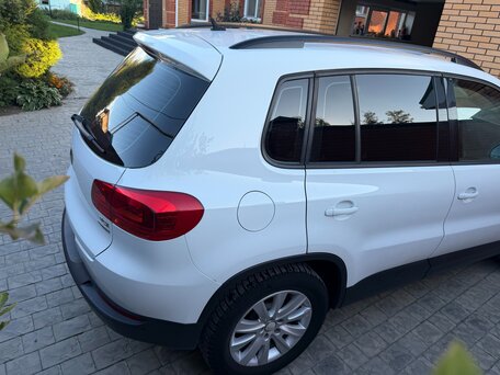 2014 Volkswagen Tiguan I Рестайлинг, белый, 1350000 рублей, вид 2