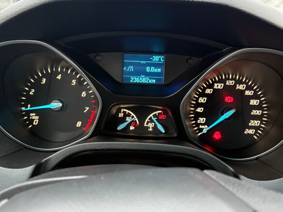 2012 Ford Focus III, серебристый, 475000 рублей - вид 15