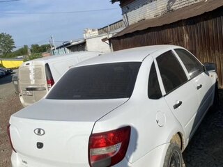 2013 Lada (ВАЗ) Granta I, белый, 240000 рублей, вид 4