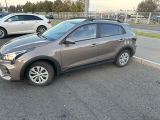 2021 Kia Rio X IV Рестайлинг, коричневый, 1800000 рублей, вид 4