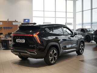 2026 Geely Atlas II, чёрный, 3909990 рублей, вид 5