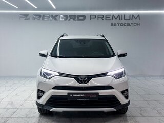 2015 Toyota RAV4 IV (XA40) Рестайлинг, белый, 2370000 рублей, вид 4