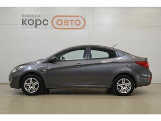 2011 Hyundai Solaris I, серый, 661000 рублей, вид 2