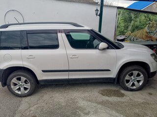 2012 Skoda Yeti I, белый, 820000 рублей, вид 3