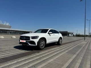 2021 Mercedes-Benz GLC Coupe 300 I (C253) Рестайлинг, белый, 7000000 рублей, вид 1