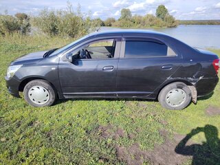 2013 Chevrolet Cobalt II, чёрный, 400000 рублей, вид 3