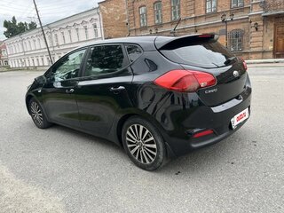 2013 Kia Ceed II, чёрный, 830000 рублей, вид 4