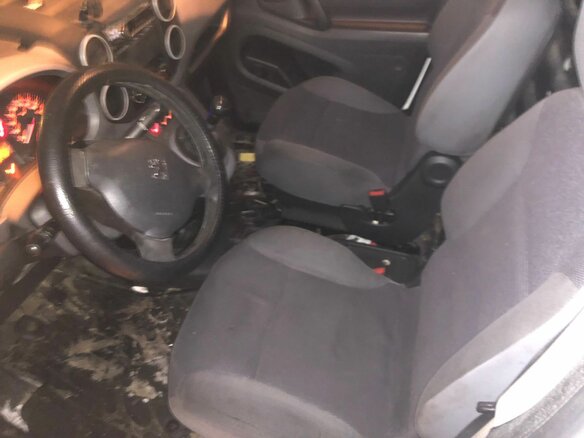 2011 Peugeot Partner, белый, 500000 рублей - вид 9