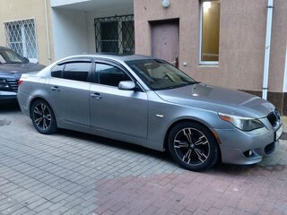 2005 BMW 5 серии 525i V (E60/E61), серый, 1000000 рублей, вид 3