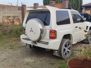 1998 Mitsubishi Pajero Evolution II Рестайлинг, белый, 1750000 рублей, вид 3