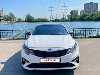 2018 Kia Optima IV Рестайлинг, белый, 1700000 рублей, вид 2