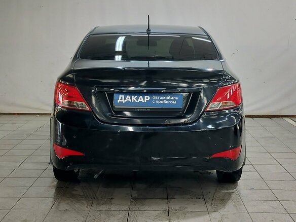 2014 Hyundai Solaris I Рестайлинг, чёрный, 530000 рублей - вид 4