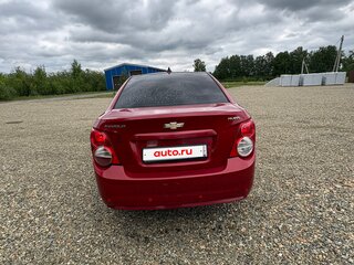 2012 Chevrolet Aveo II, красный, 670000 рублей, вид 5