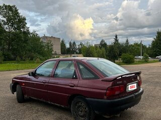 1996 Ford Escort V Рестайлинг 2, пурпурный, 110000 рублей, вид 5