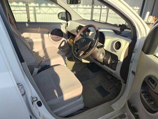2012 Toyota Passo II (C30), белый, 639000 рублей, вид 4