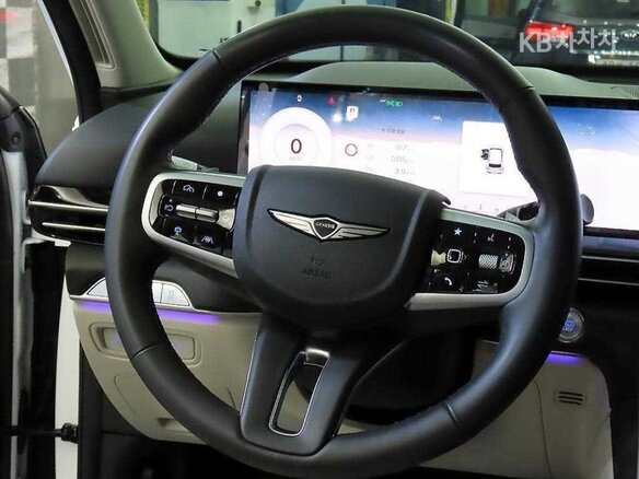 2024 Genesis GV80 I Рестайлинг, белый, 7850010 рублей - вид 7