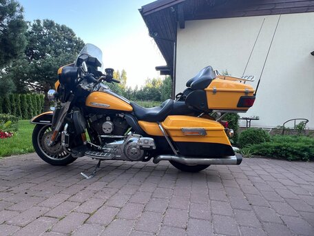 2013 Harley-Davidson Electra Glide, жёлтый, 1150000 рублей, вид 3