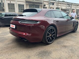 2022 Porsche Panamera 4 E-Hybrid Sport Turismo II Рестайлинг, красный, 12950000 рублей, вид 5