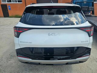 2026 Kia Sportage V, белый, 3850000 рублей, вид 5
