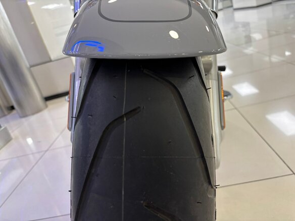 2024 Harley-Davidson Fat Boy, серый, 2550000 рублей - вид 17