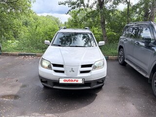 2002 Mitsubishi Outlander I, белый, 450000 рублей, вид 1