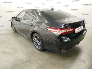2023 Toyota Camry VIII (XV70) Рестайлинг, чёрный, 3170000 рублей, вид 4