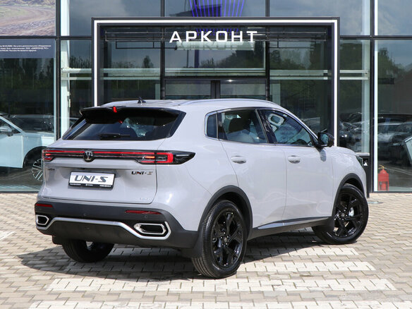 2026 Changan UNI-S I Рестайлинг, серый - вид 5