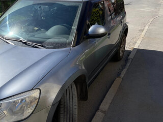 2011 Skoda Yeti I, серый, 680000 рублей, вид 5