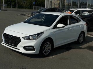 2017 Hyundai Solaris II, белый, 1250000 рублей, вид 3