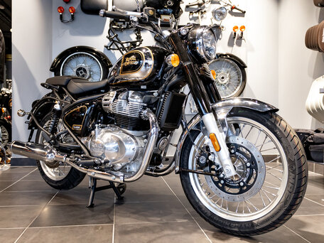 2026 Royal Enfield Classic 650, чёрный, 723000 рублей, вид 2