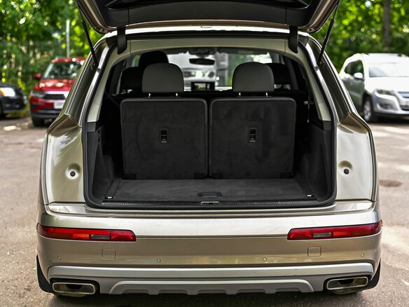 2016 Audi Q7 II (4M), бежевый - вид 18