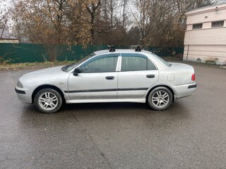 2003 Mitsubishi Carisma I Рестайлинг, серебристый, 270000 рублей, вид 4