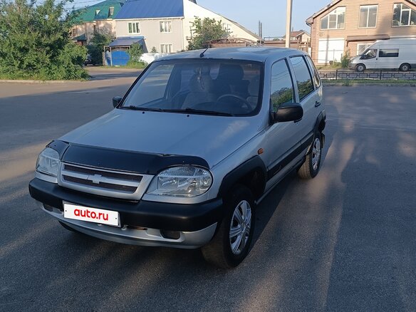 2003 Chevrolet Niva I, серебристый, 315000 рублей