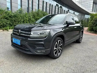 2022 Volkswagen Tharu I, чёрный, 1630300 рублей, вид 3